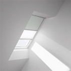 Velux tamsinanti klostuota DFD F04 4555 Pale blue stilius